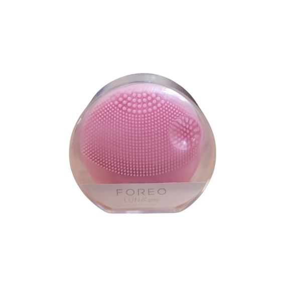 FOREO LUNA Play Sonic Face Cleansing Device and Massager Petal Pink Sweden - Picture 1 of 3